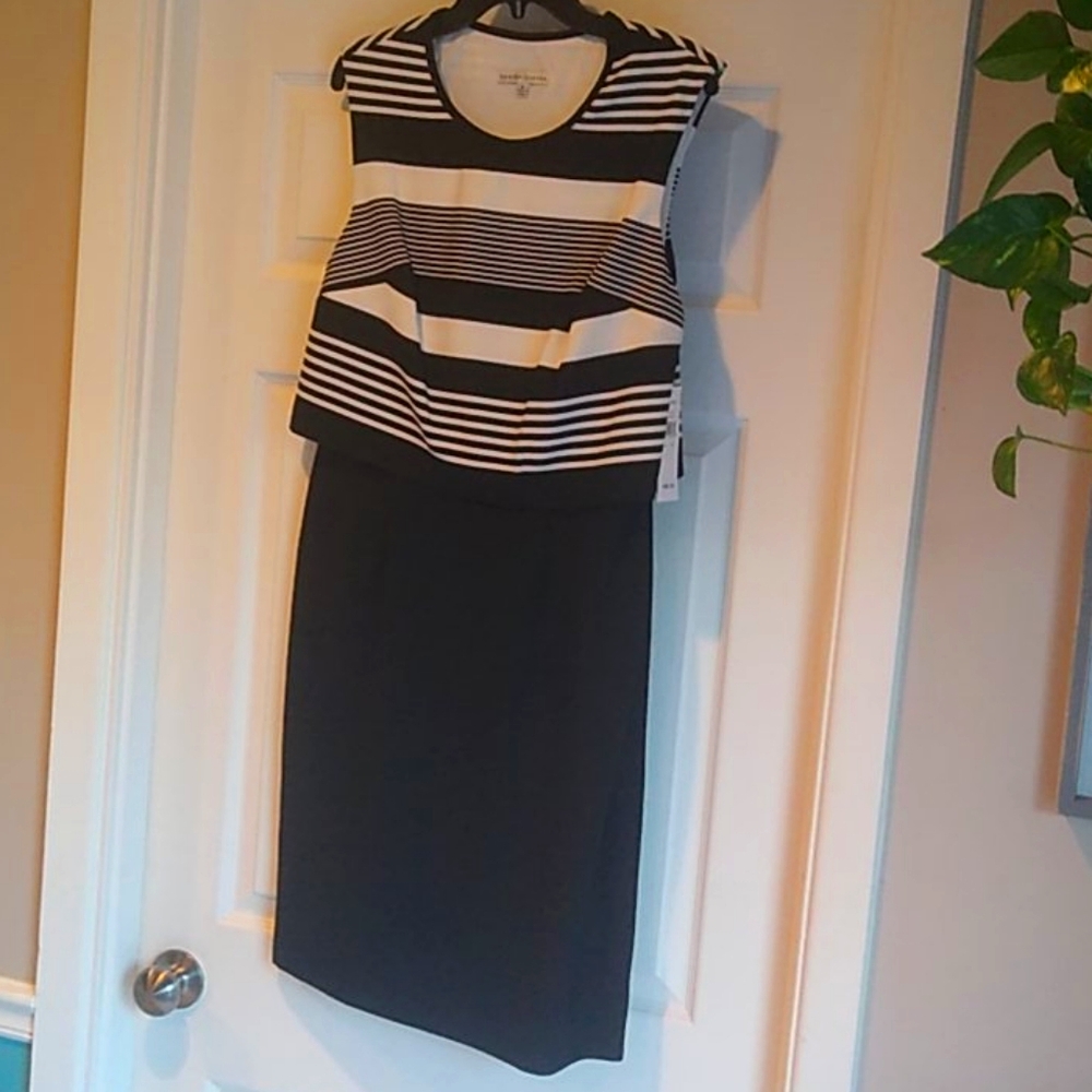Sleeveless light weight dress